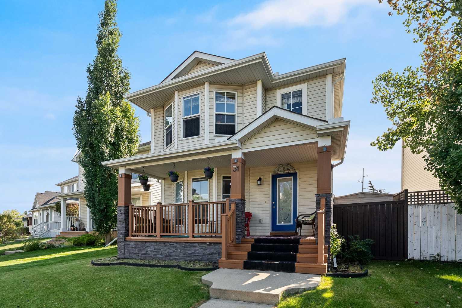 31 Inverness Grv SE, Calgary, AB T2Z 3K3