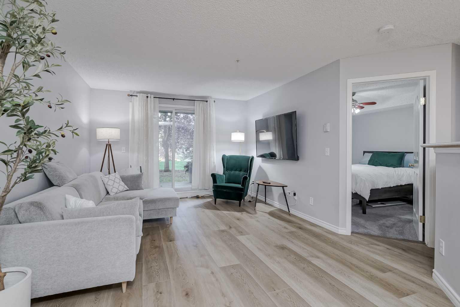6000 Somervale Court Sw Unit 6118, Calgary, AB T2Y 4J4