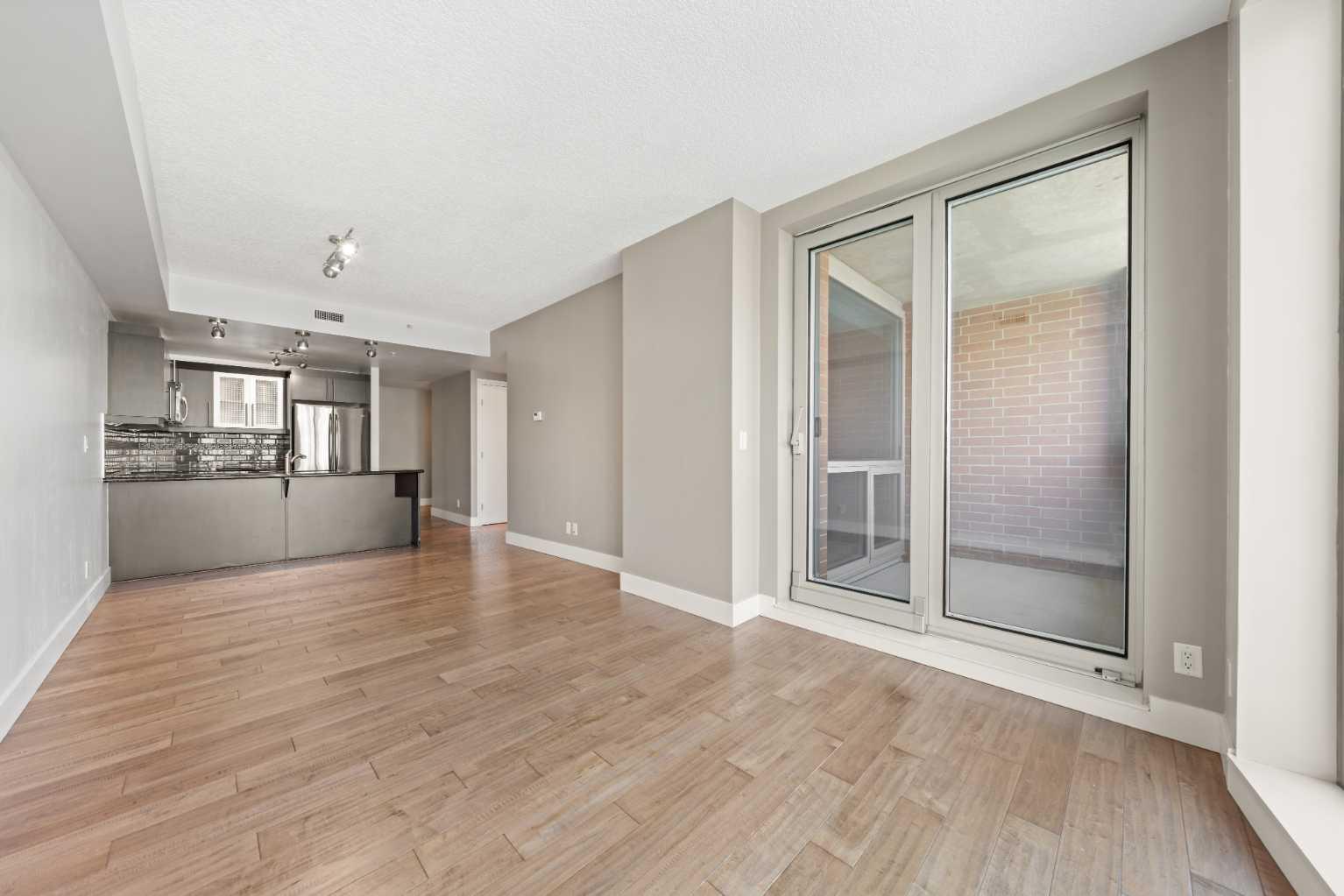 817 15 Avenue Sw Unit 808, Calgary, AB T2R 0H8