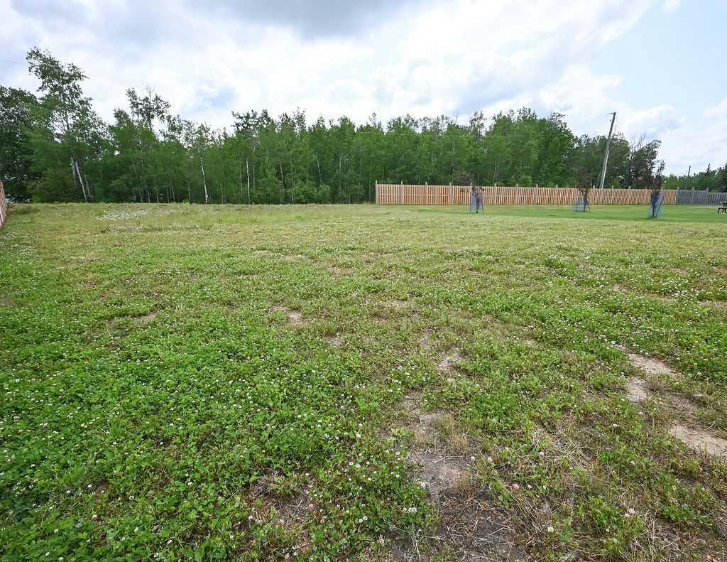 5404 Poplar Ln, Athabasca, AB T9S 2B1