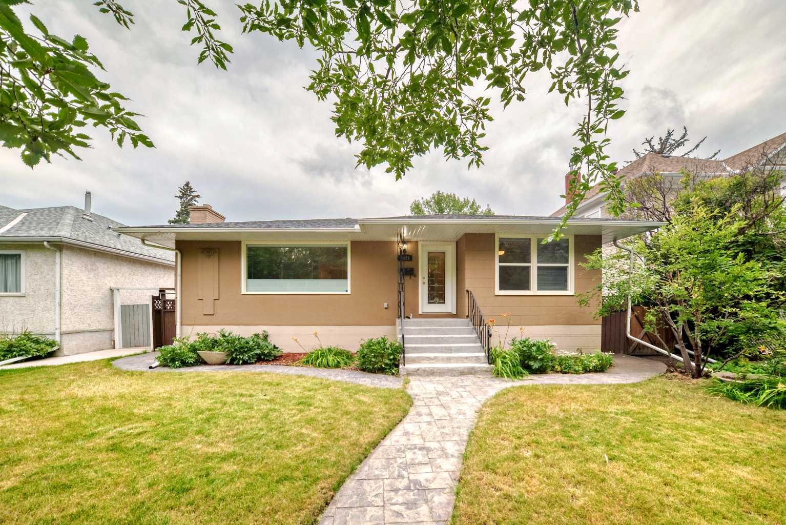 3825 Elbow Dr SW, Calgary, AB T2S 2J9
