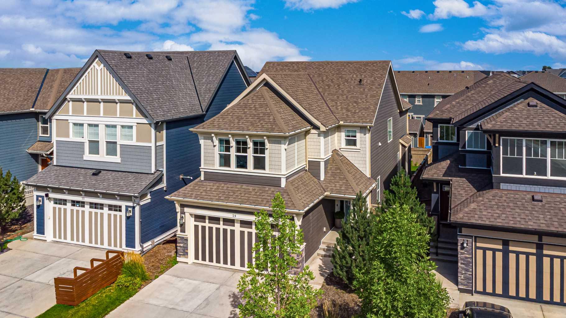 29 Magnolia Ter SE, Calgary, AB T3M 2X3