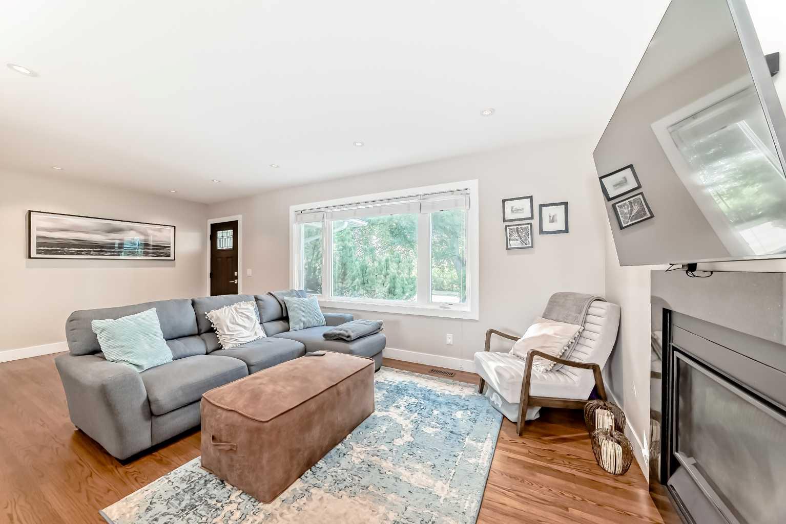 32 Avenue Sw Unit 2712, Calgary, AB T2E 0W2