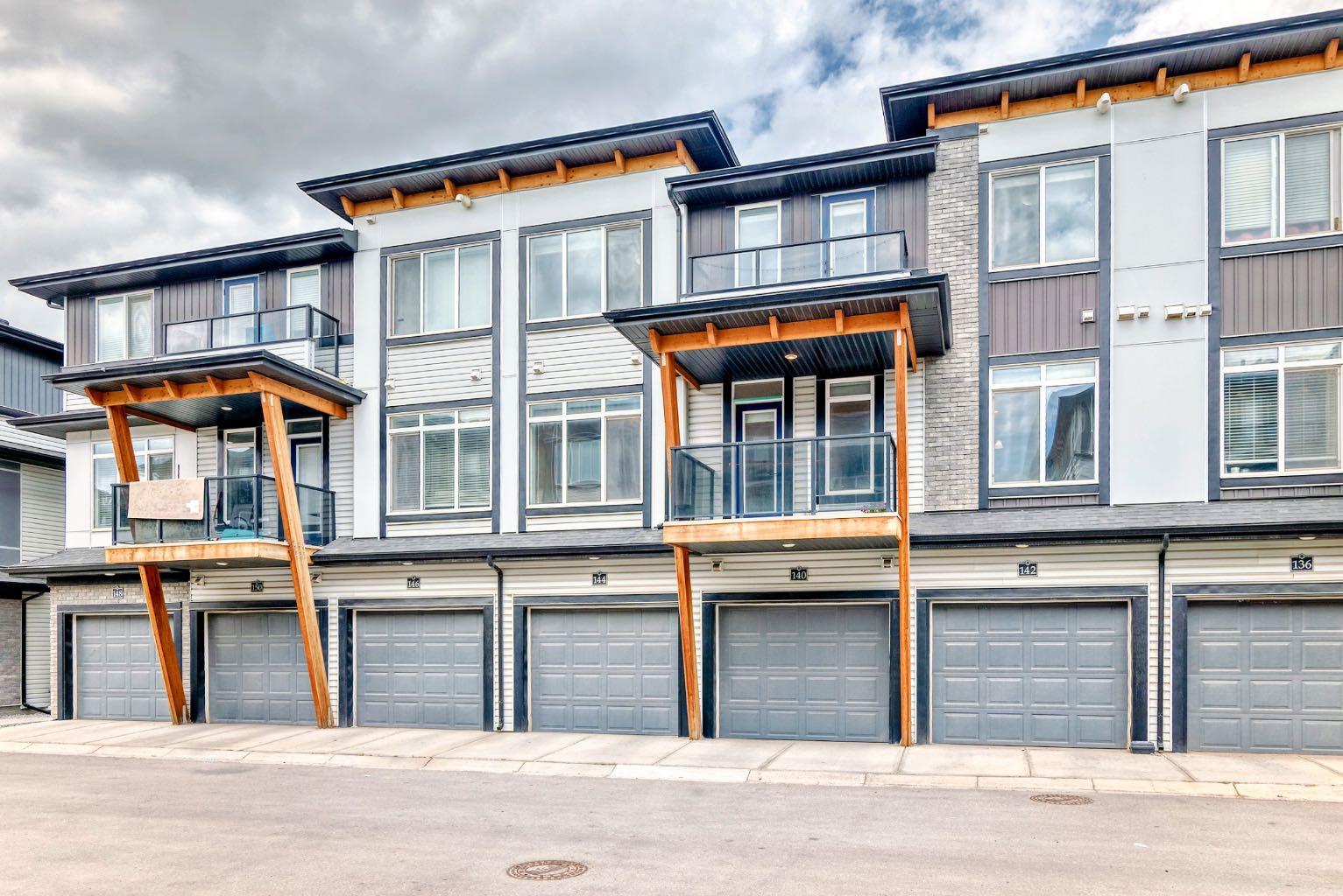 144 Savanna Walk NE, Calgary, AB T3J 0Y3