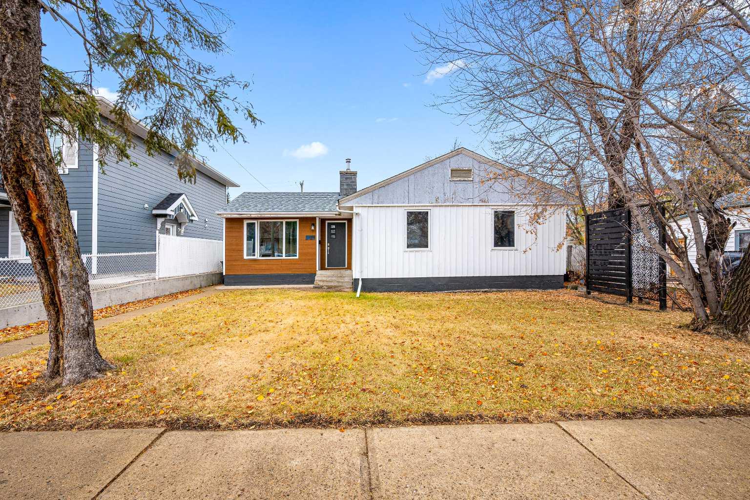 47 Street Unit 4816, Lloydminster, SK S9V 0K3