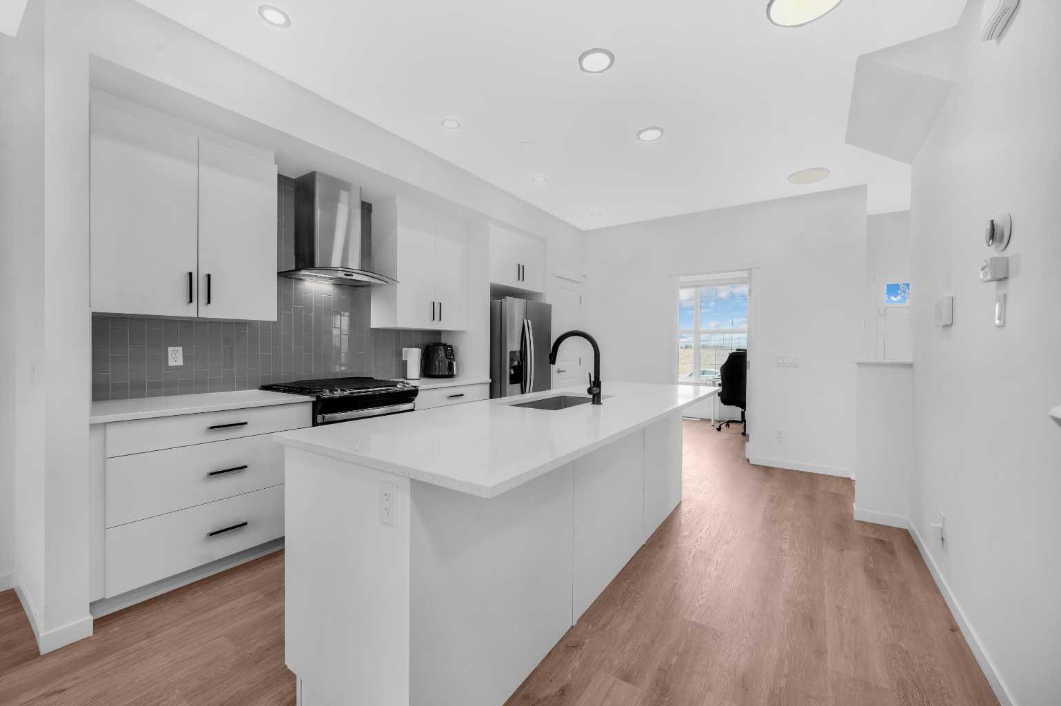 132 Hotchkiss Gate SE, Calgary, AB T3S 0G1