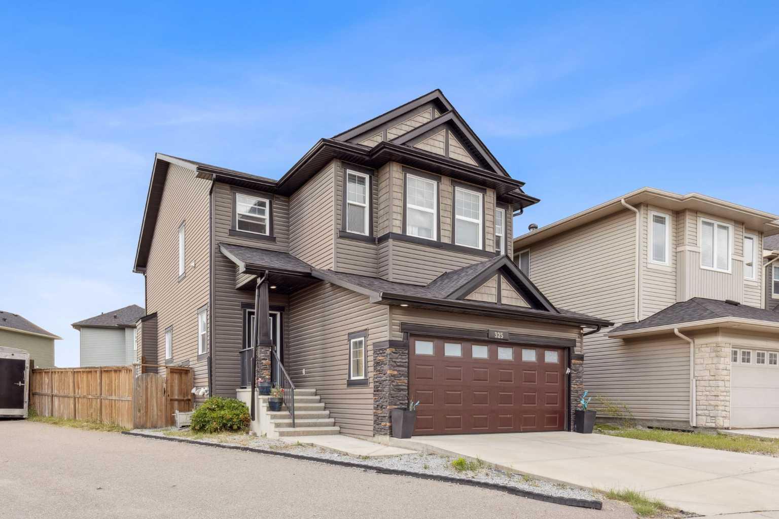 325 Evanspark Gdns NW, Calgary, AB T3P 0G6