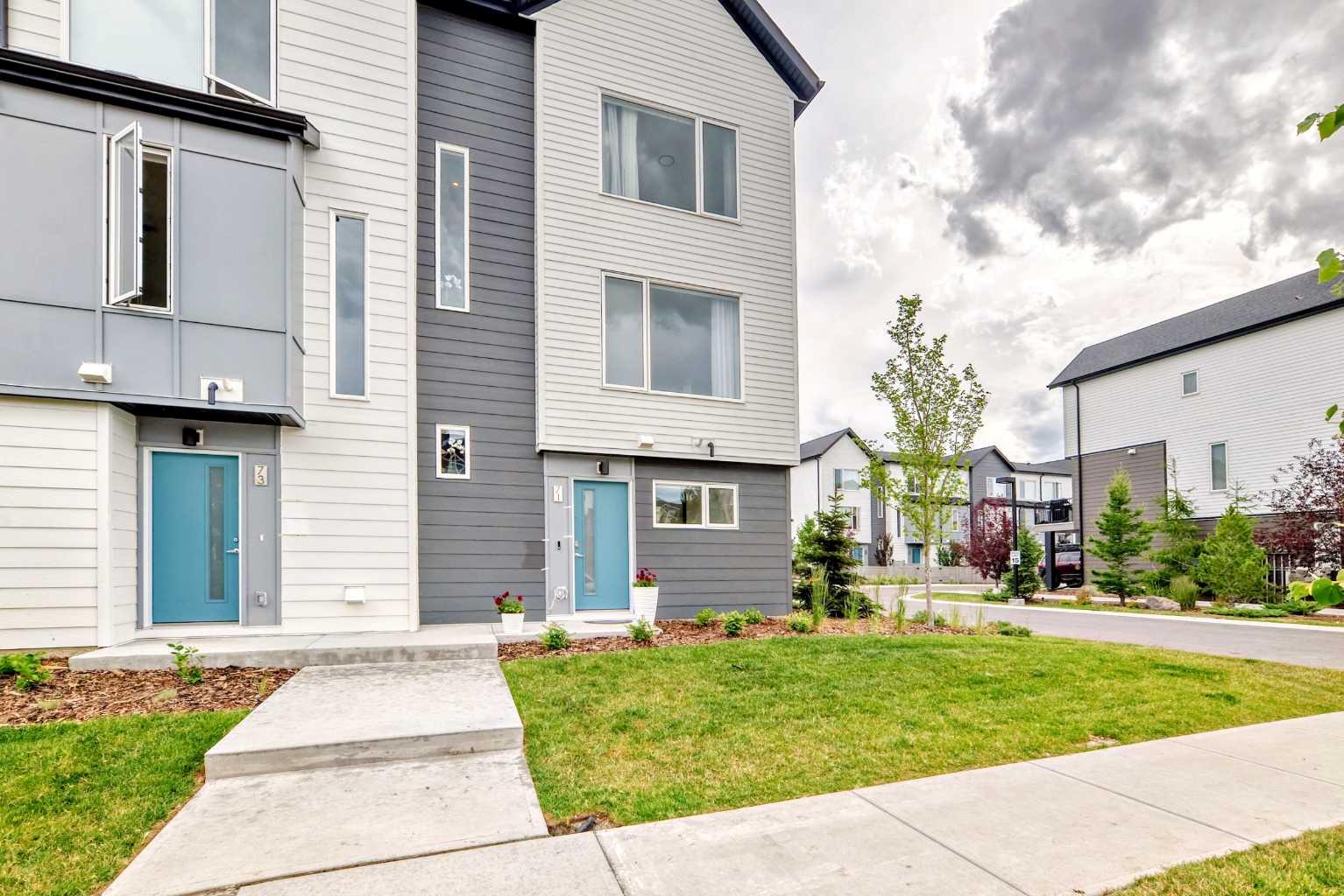 71 Skyview Ranch Ave NE, Calgary, AB T3N 1Y8