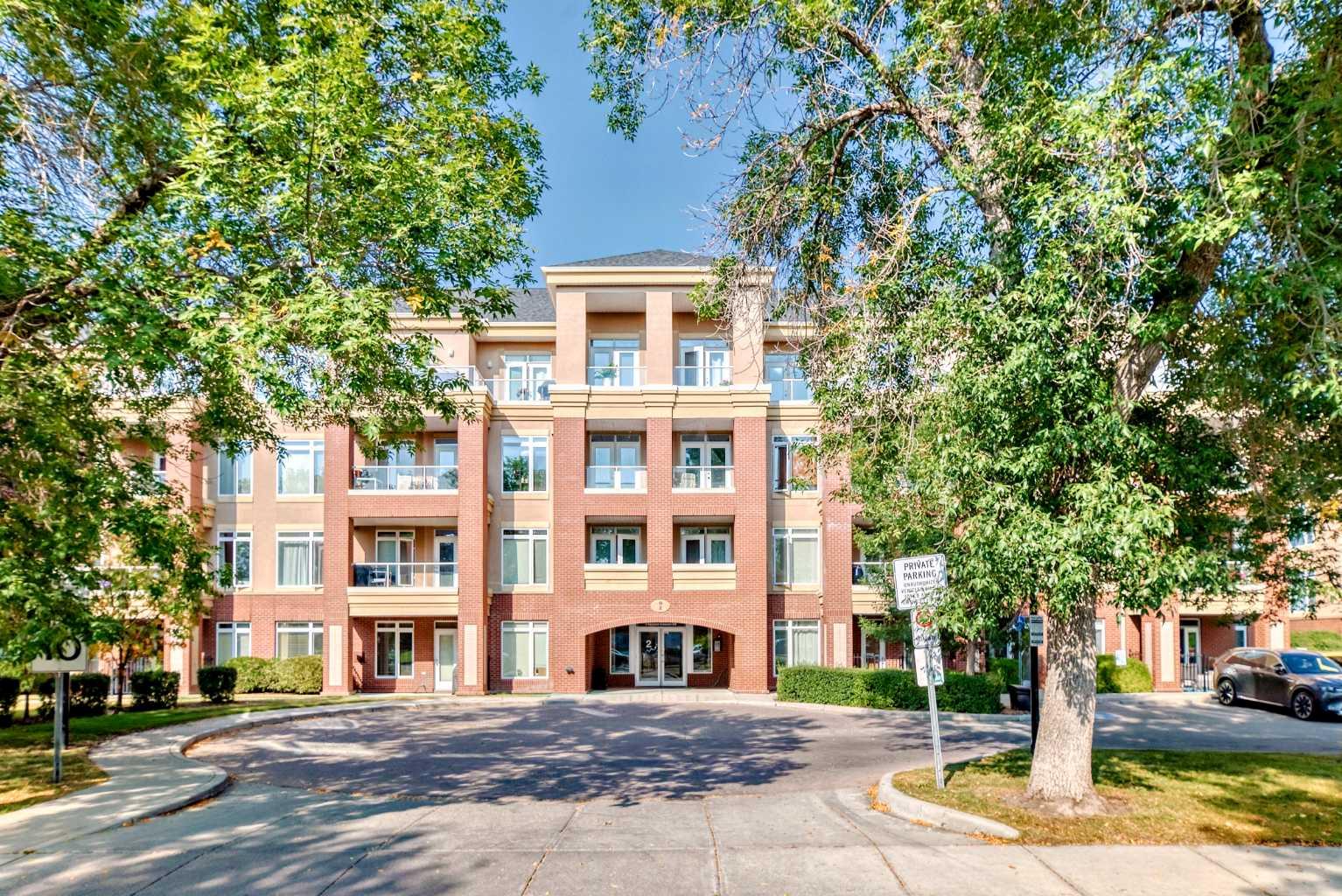 2 Hemlock Crescent Sw Unit 214, Calgary, AB T3C 2Z1