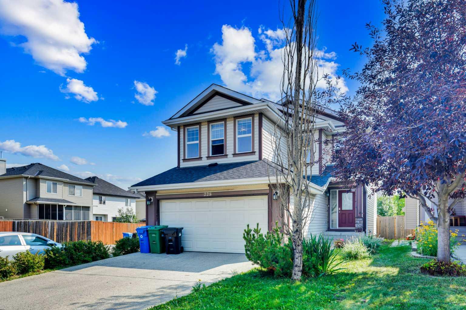 228 Covehaven Ter NE, Calgary, AB T3K 6H4