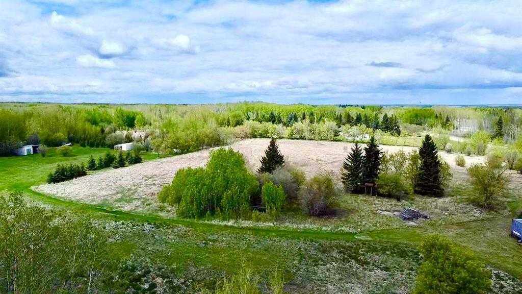 67104 Mission Rd, Lac La Biche, AB T0A 2C0