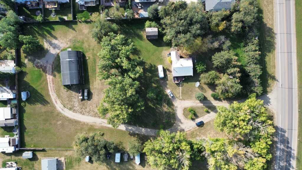 5801 Lakeshore Dr, Sylvan Lake, AB T4S 1T9