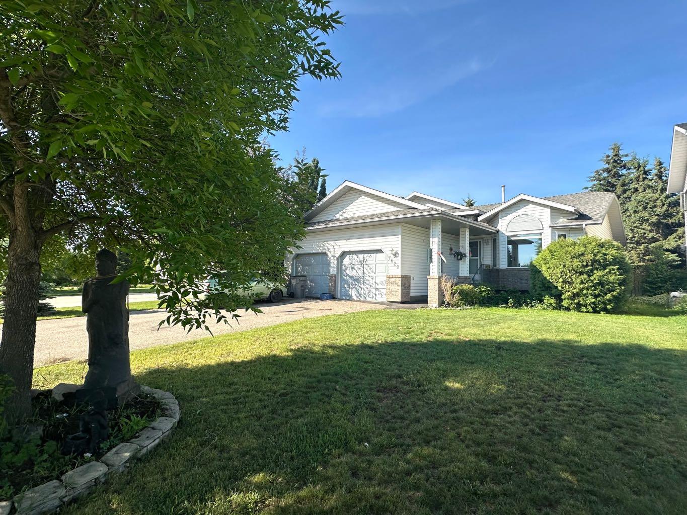 7622 Mission Heights Dr, Grande Prairie, AB T8W 2G8