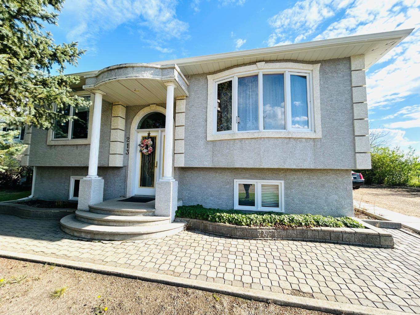 5 Avenue E Unit 213, Oyen, AB T0J 2J0