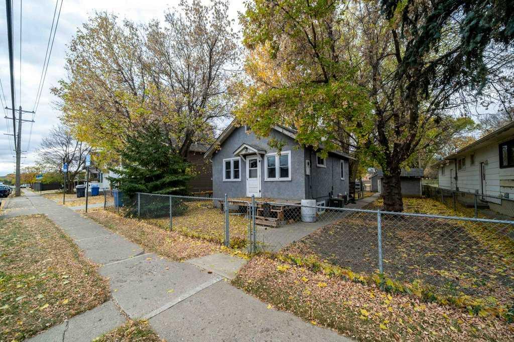 619 Industrial Ave SE, Medicine Hat, AB T1A 3L4