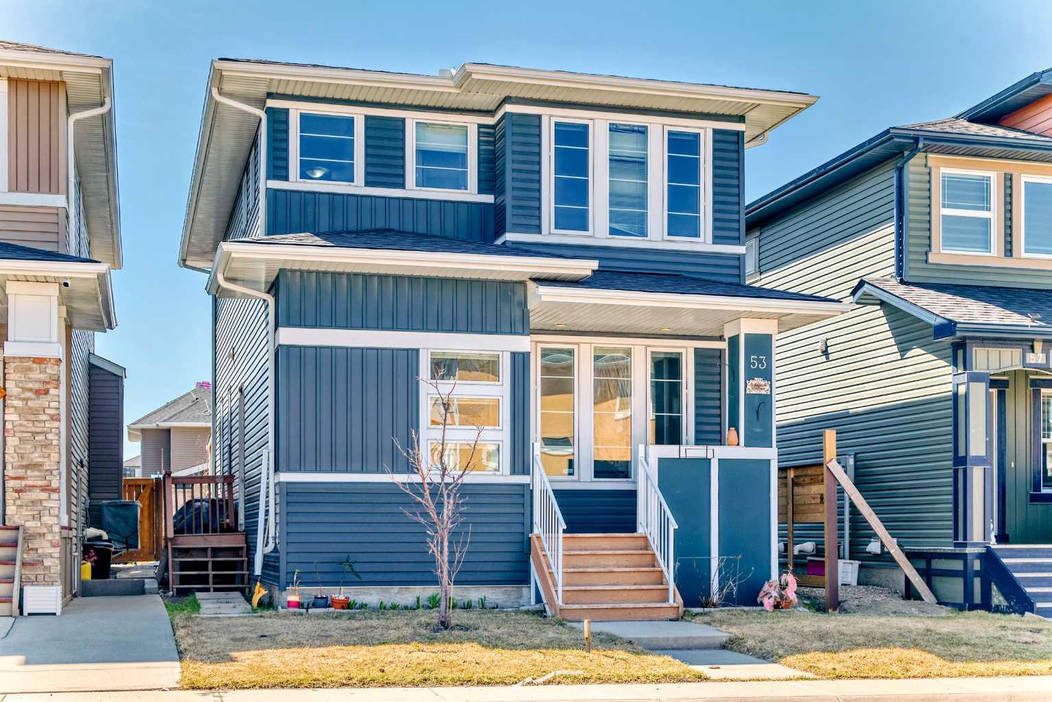 53 Redstone Villas NE, Calgary, AB T3N 0M4