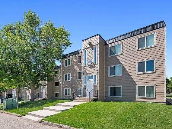 315 Heritage Drive Se Unit 211, Calgary, AB T2H 1N2