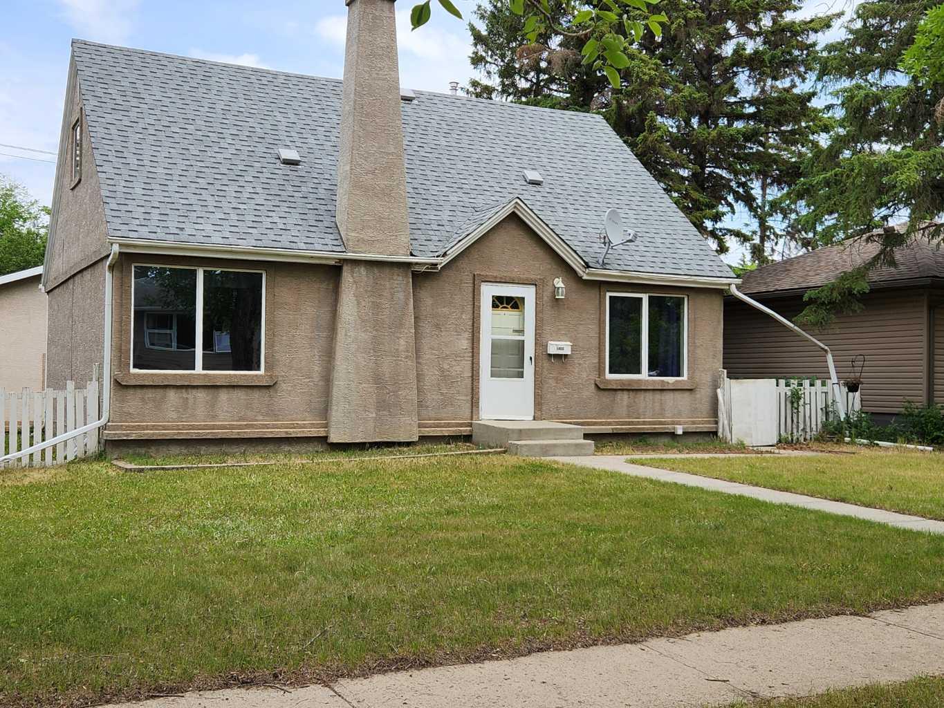 45 Street Unit 5406, Lloydminster, AB T9V 0B9