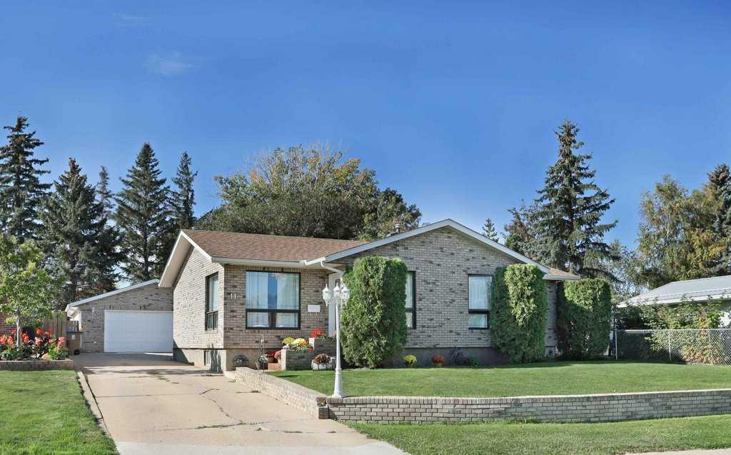11 Lakeview Cres E, Brooks, AB T1R 0L9