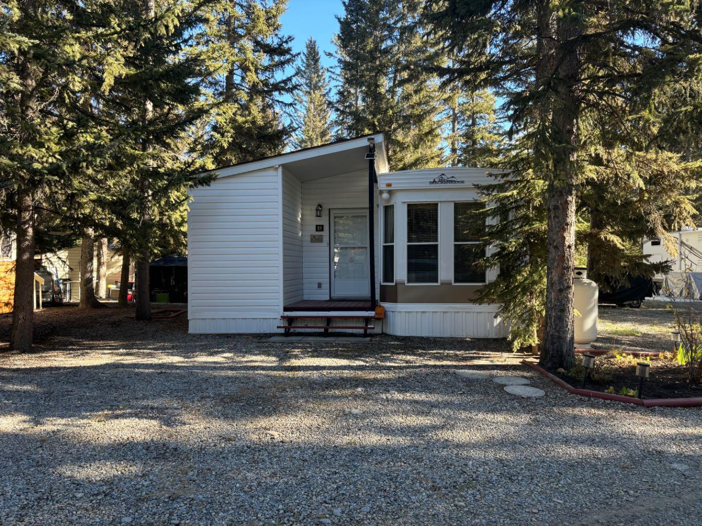 200 4th Ave Sw Unit 18, Sundre, AB T0M 1X0