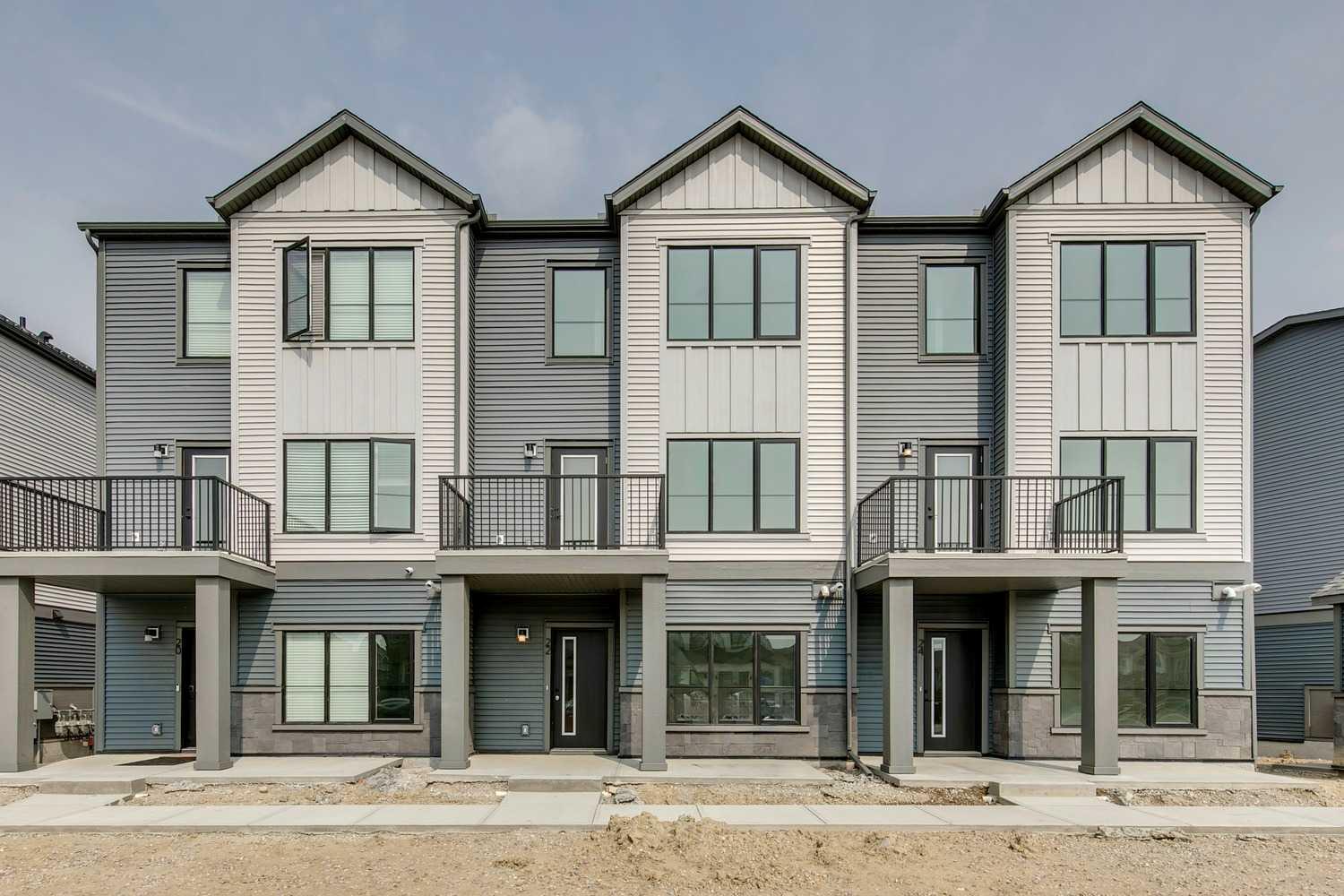 22 Belvedere Ter SE, Calgary, AB T2A 0V9