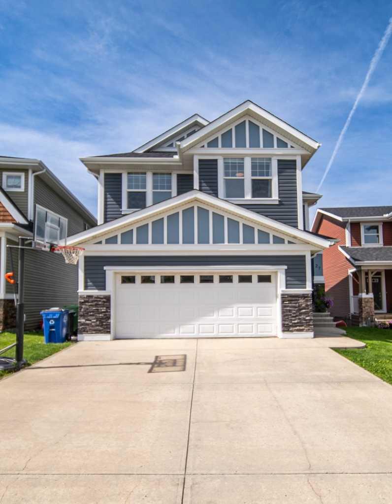 27 Sunset Park, Cochrane, AB T4C 0N4