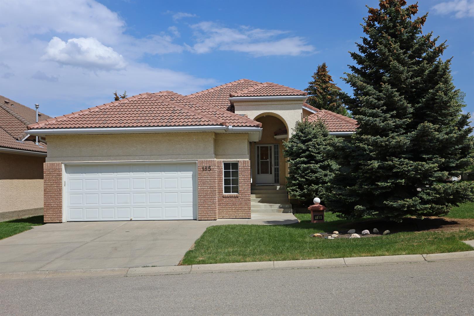 185 Hamptons Sq NW, Calgary, AB T3A 5C3
