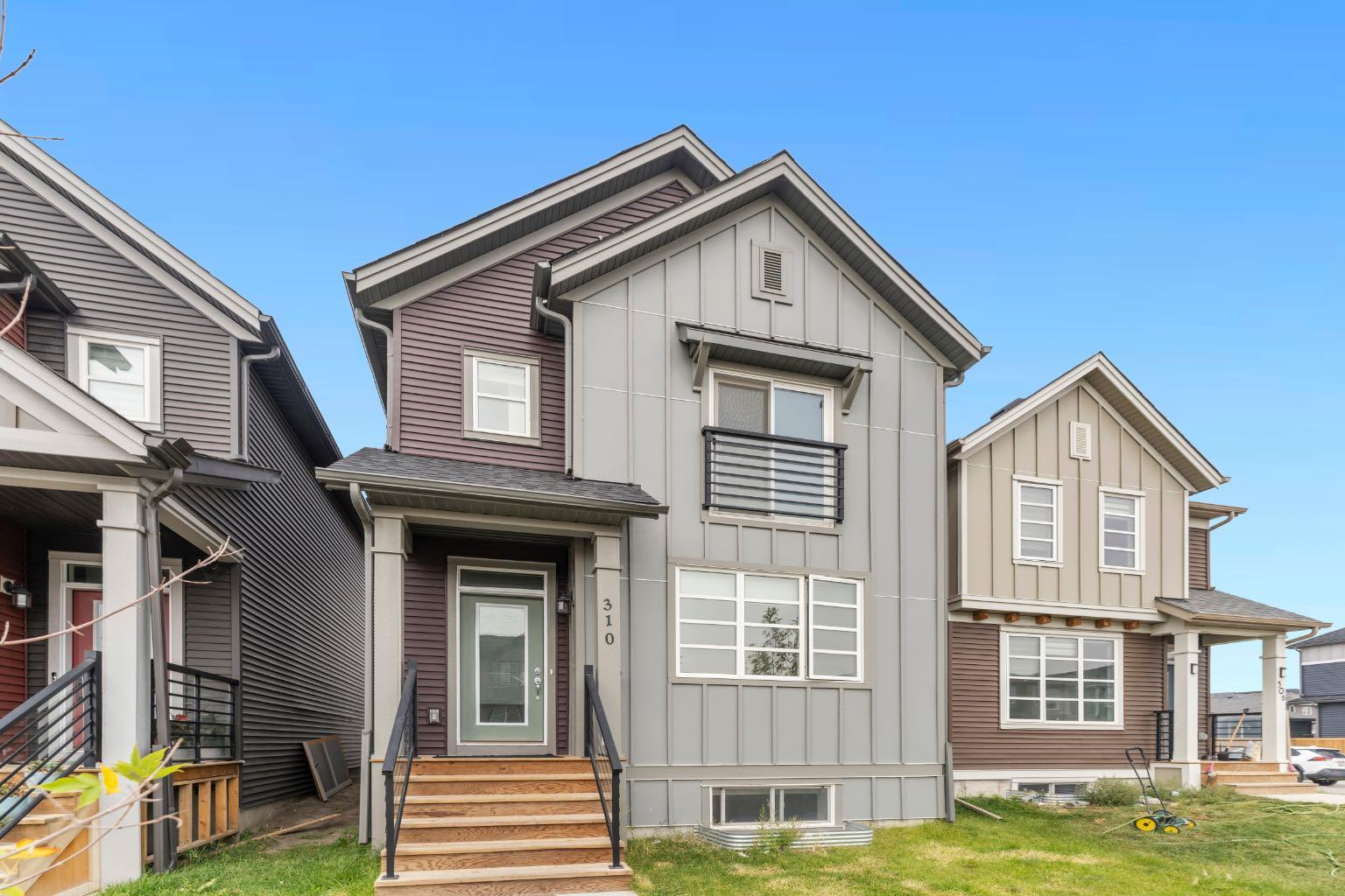 310 Savanna Ter NE, Calgary, AB T3J 2J7