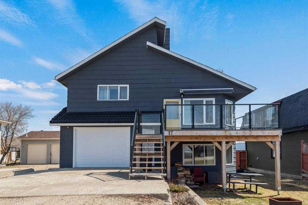 17 Jarvis Bay Dr, Sylvan Lake, AB T4S 1R9