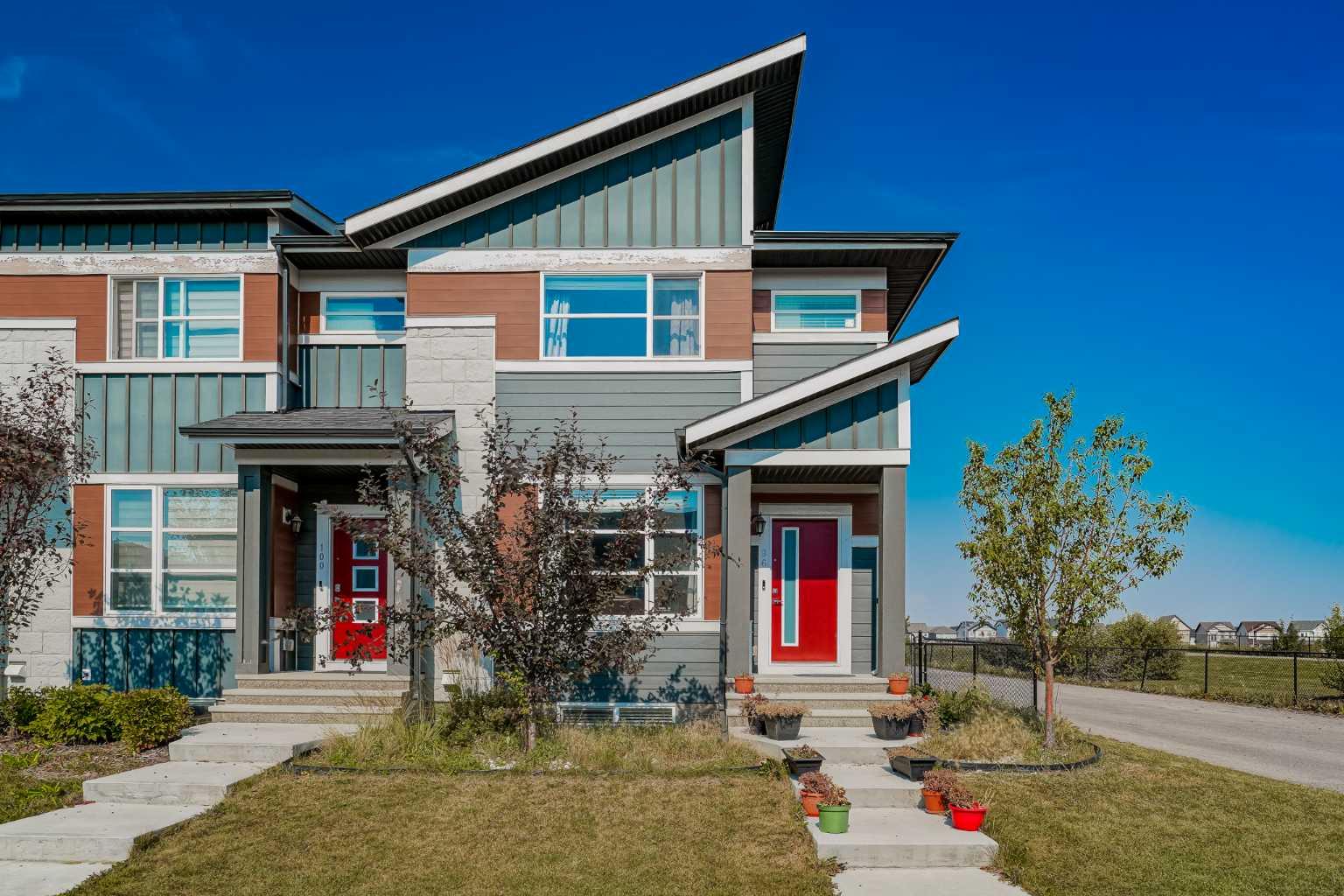 96 Skyview Parade NE, Calgary, AB T3N 0H1