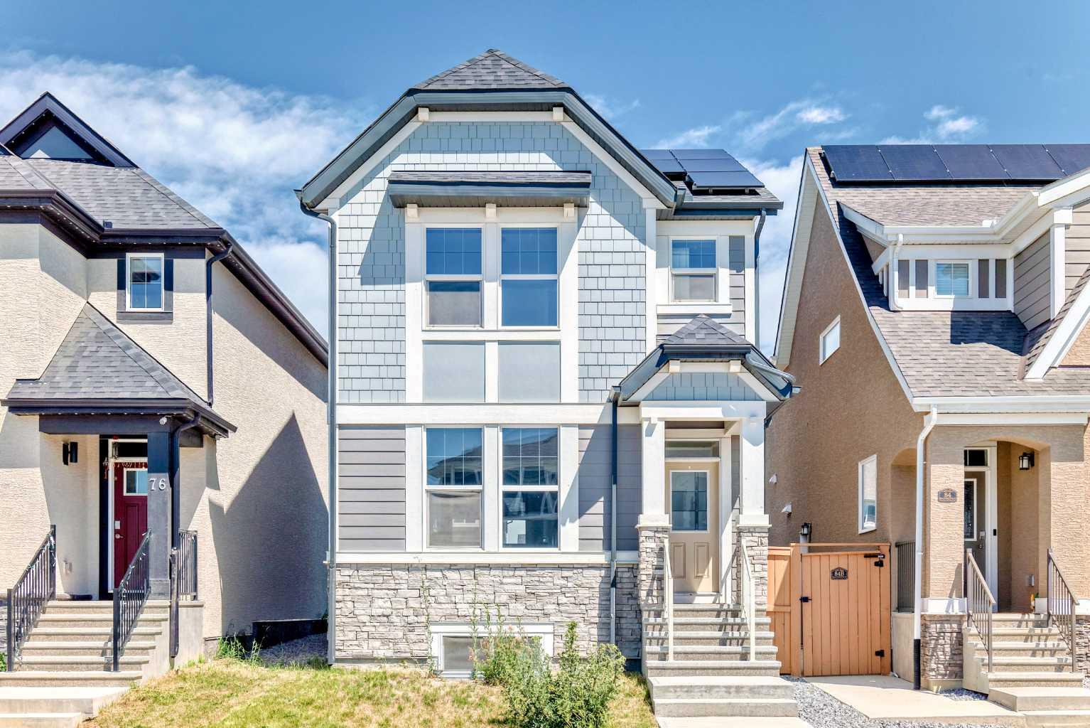 80 Magnolia Way SE, Calgary, AB T3M 2W7