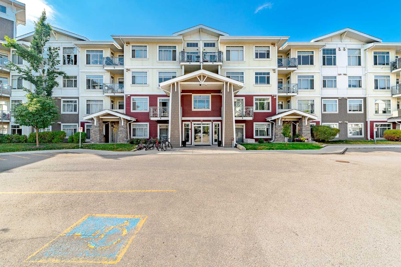 10 Auburn Bay Link Se Unit 212, Calgary, AB T3M 1Y8
