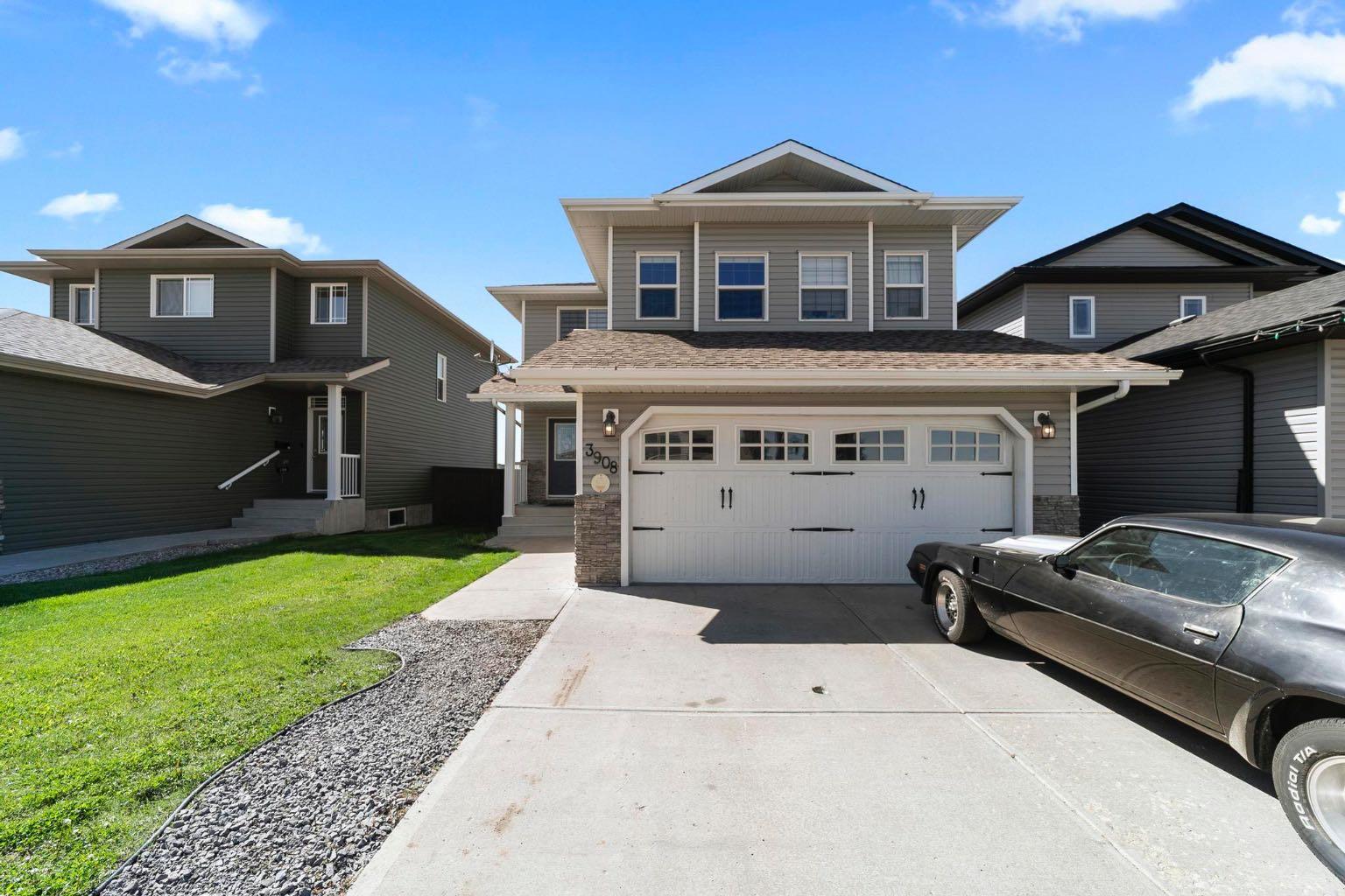 76 Street Unit 3908, Camrose, AB T4V 4C1