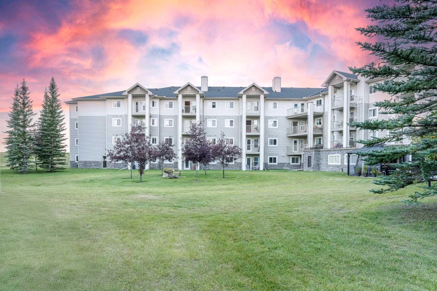 5000 Somervale Court Sw Unit 136, Calgary, AB T2Y 4M1