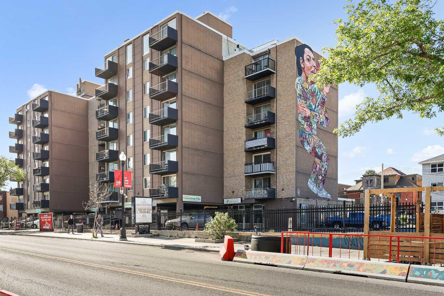 519 17 Avenue Sw Unit 520, Calgary, AB T2S 0A9