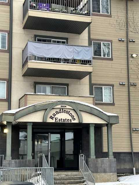 9604 Manning Avenue Unit 214, Fort Mcmurray, AB T9H 3M7