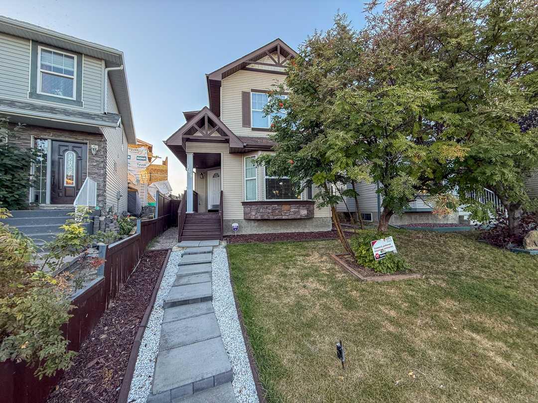 149 Taravista St NE, Calgary, AB T3J 4S3