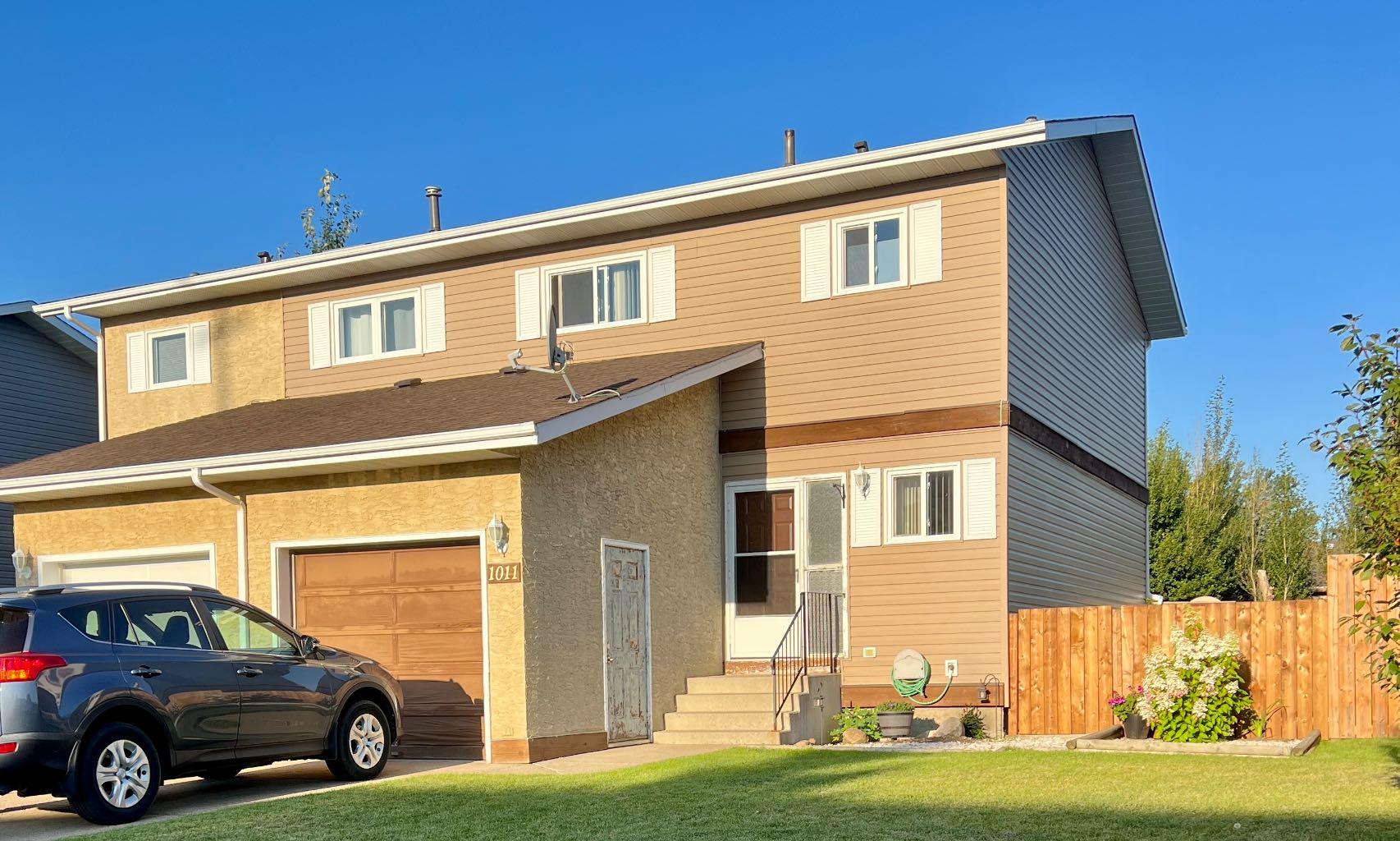 1011 3 Street, Hanna, AB T0J 1P0