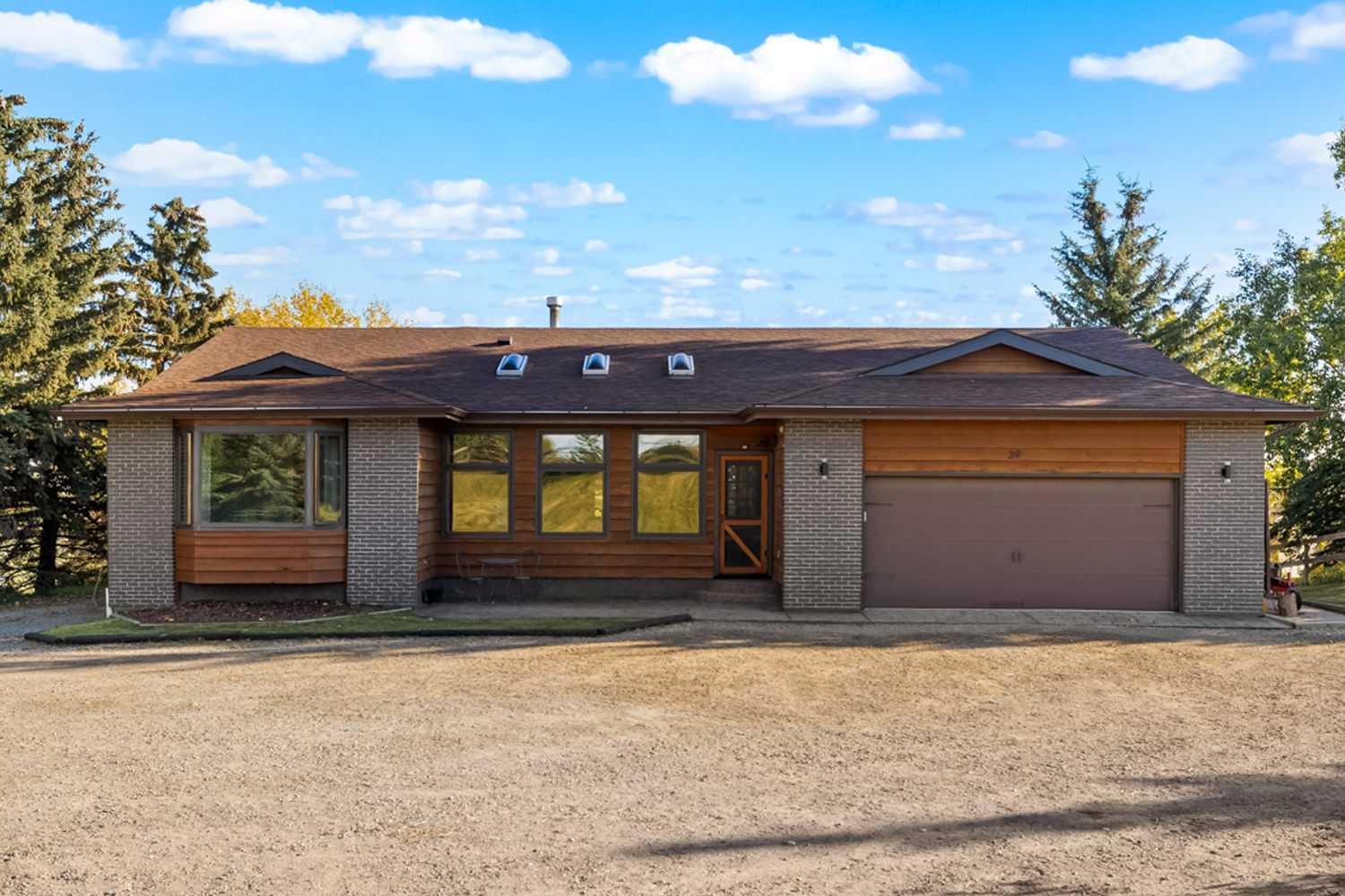 39 Big Hill Creek Ests, Cochrane, AB T4C 0H4