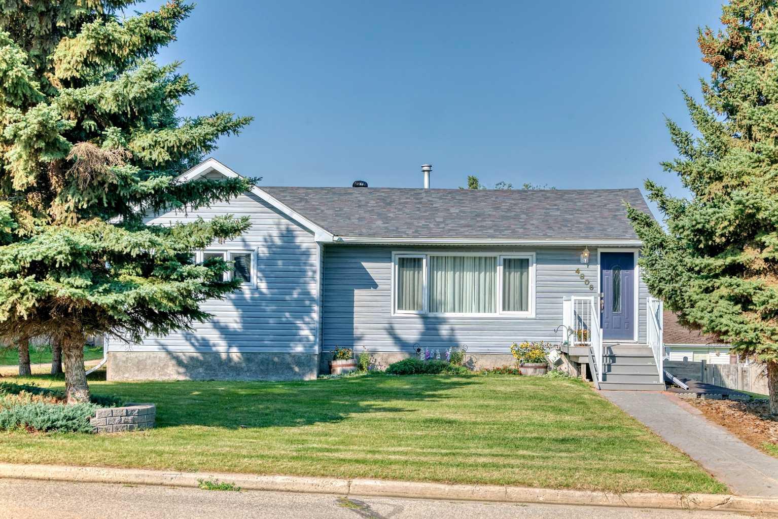43 Street Unit 4806, Ponoka, AB T4J 1B9
