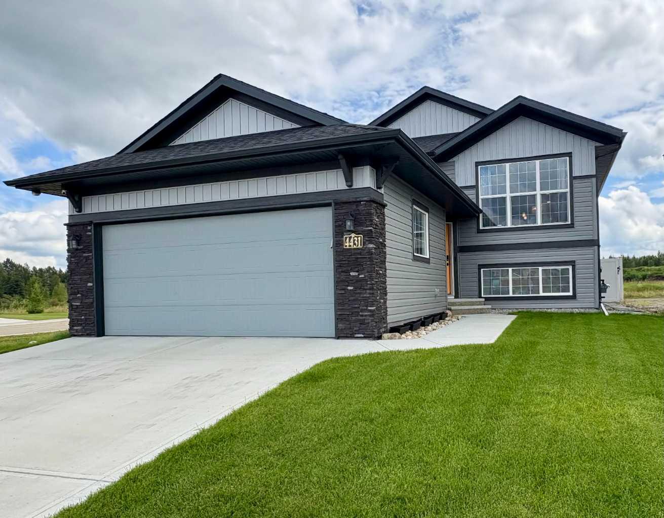 53 Street Unit 4431, Rocky Mountain House, AB T4T 0C3