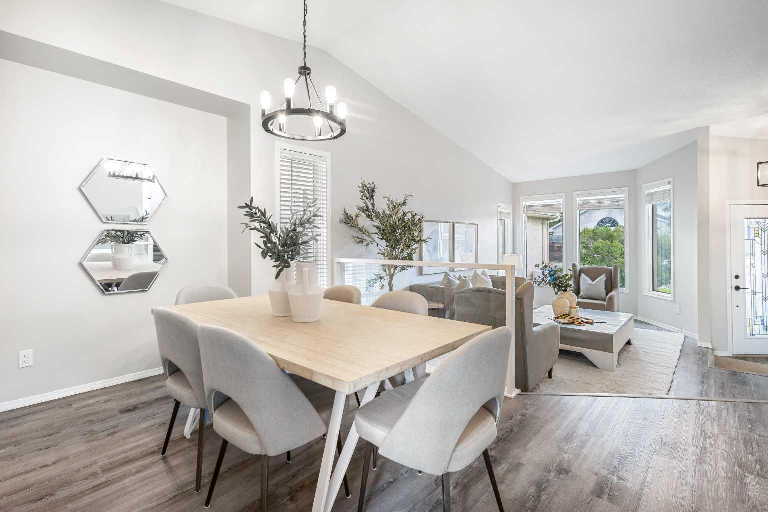 72 Christie Park Hl SW, Calgary, AB T3H 2V4