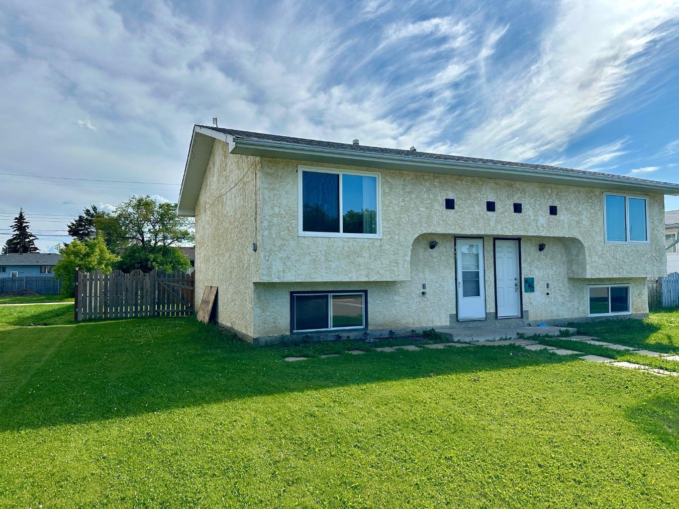 46 Avenue Unit 4701, Mayerthorpe, AB T0E 1N0