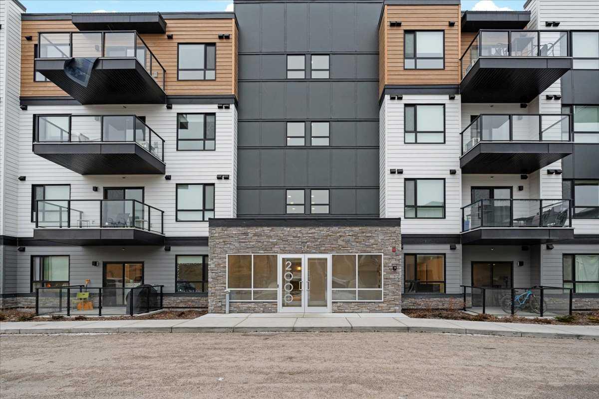 42 Cranbrook Gardens Se Unit 2302, Calgary, AB T3M 3N9