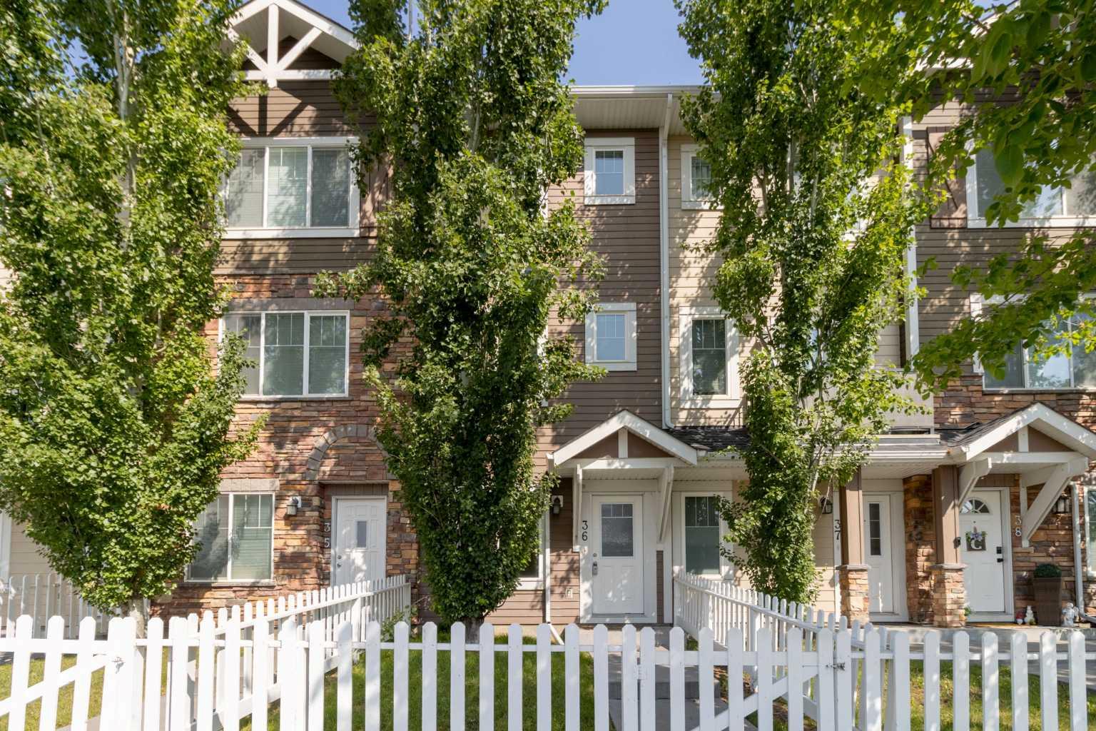 300 Marina Drive Unit 36, Chestermere, AB T1X 0P6