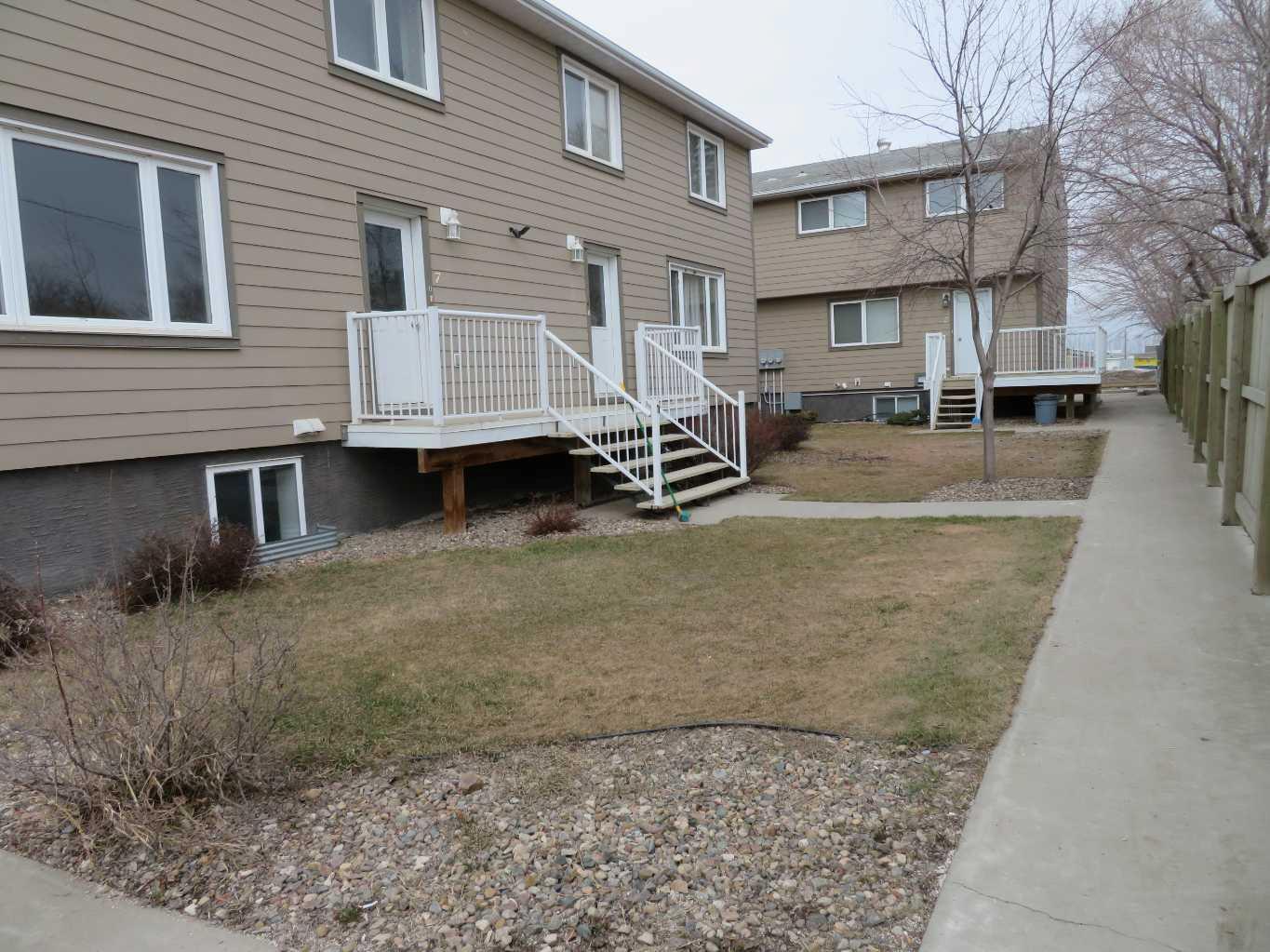 5524 49 Avenue Unit 6, Lloydminster, SK S9V 0V4
