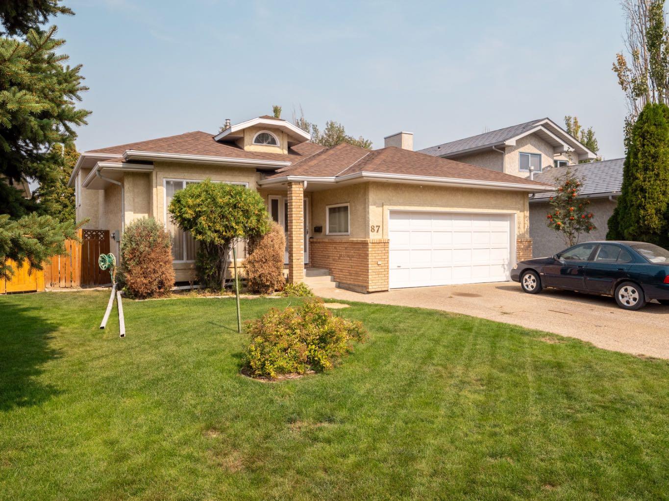 87 Edgewood Blvd W, Lethbridge, AB T1K 5Z5