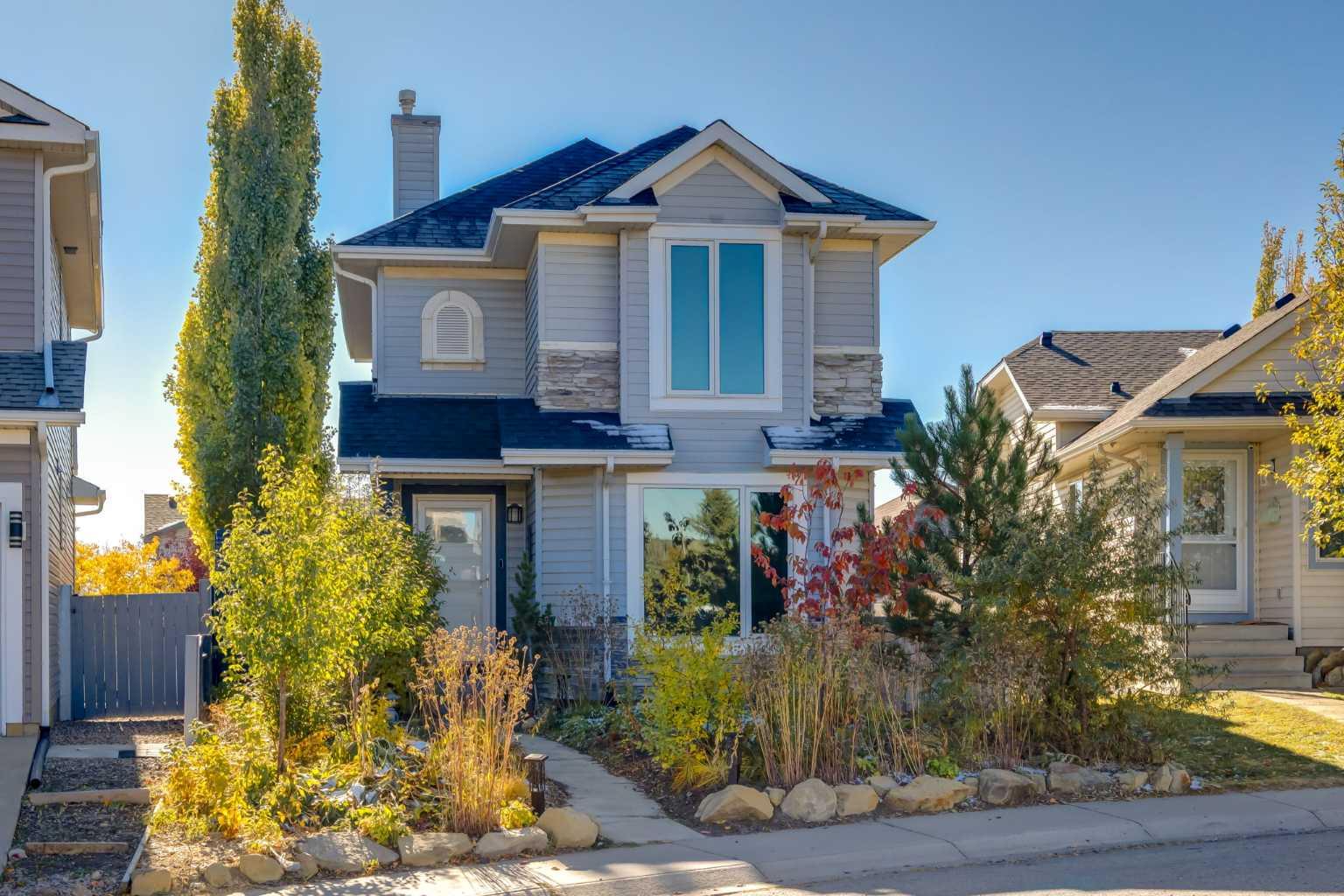 327 Covewood Park NE, Calgary, AB T3K 4X6