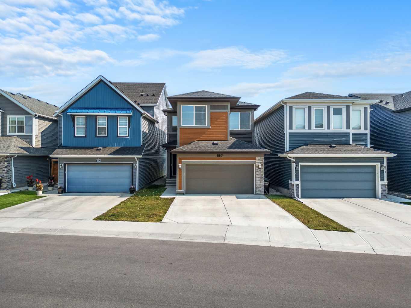 887 Seton Cir SE, Calgary, AB T3M 3B5