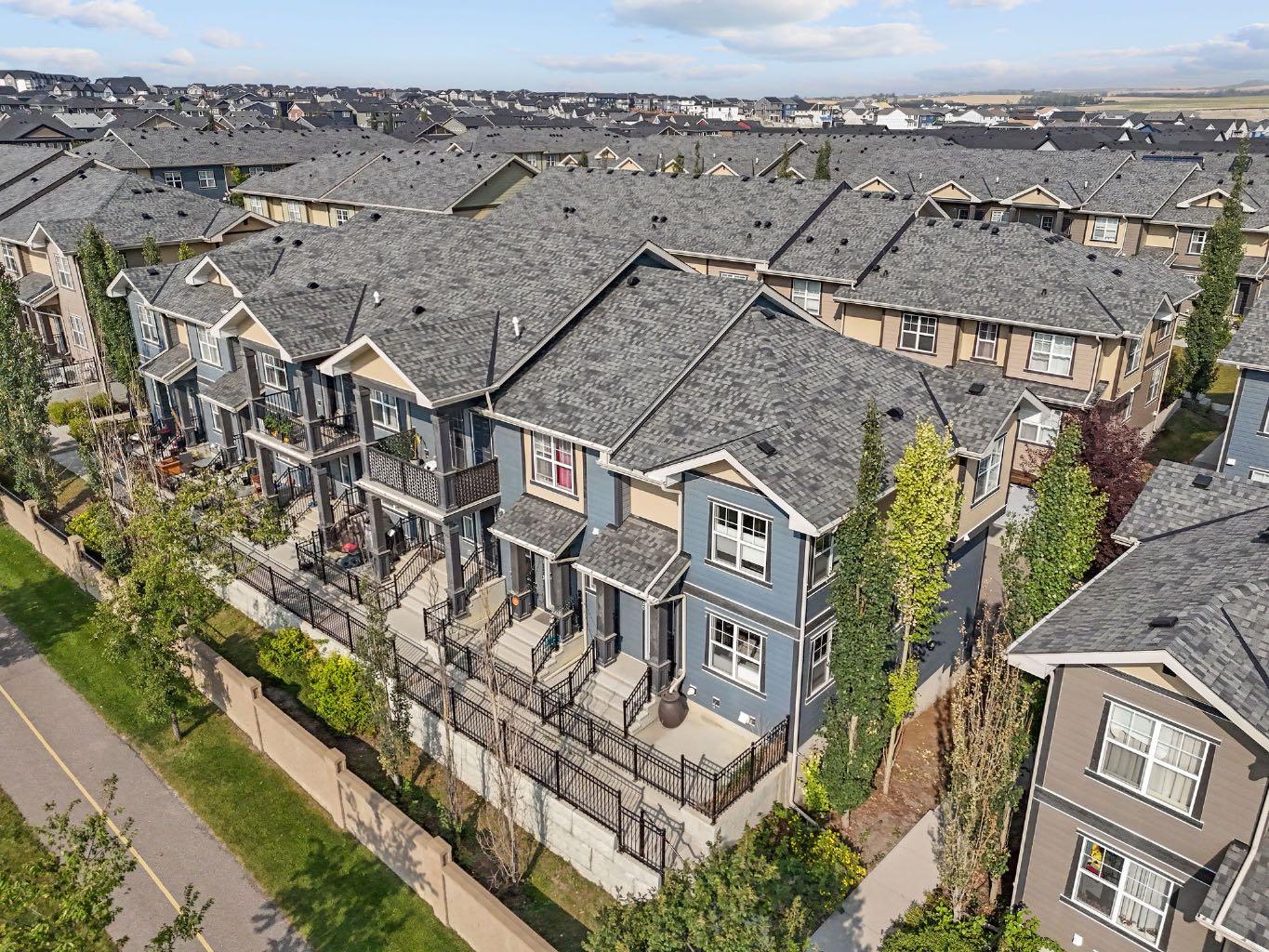 139 Evanscrest Gdns NW, Calgary, AB T3P 0S1